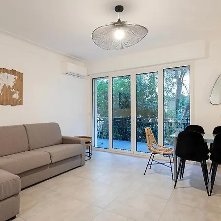 2 Pieces Croisette-martinez Apartment